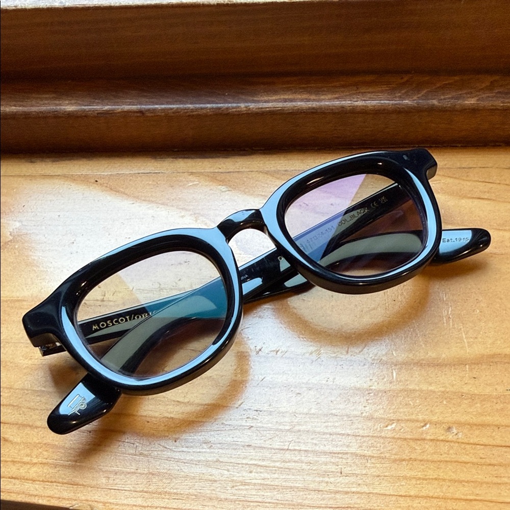 MOSCOT Classic Black Sunglasses